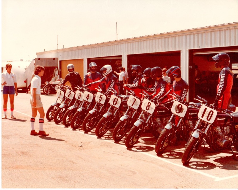 1980 Starts the first high performance school, the California Superbike School